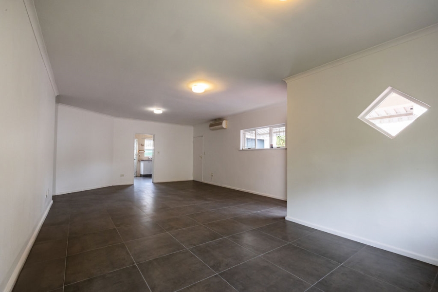 To Let 3 Bedroom Property for Rent in Onder Papegaaiberg Western Cape